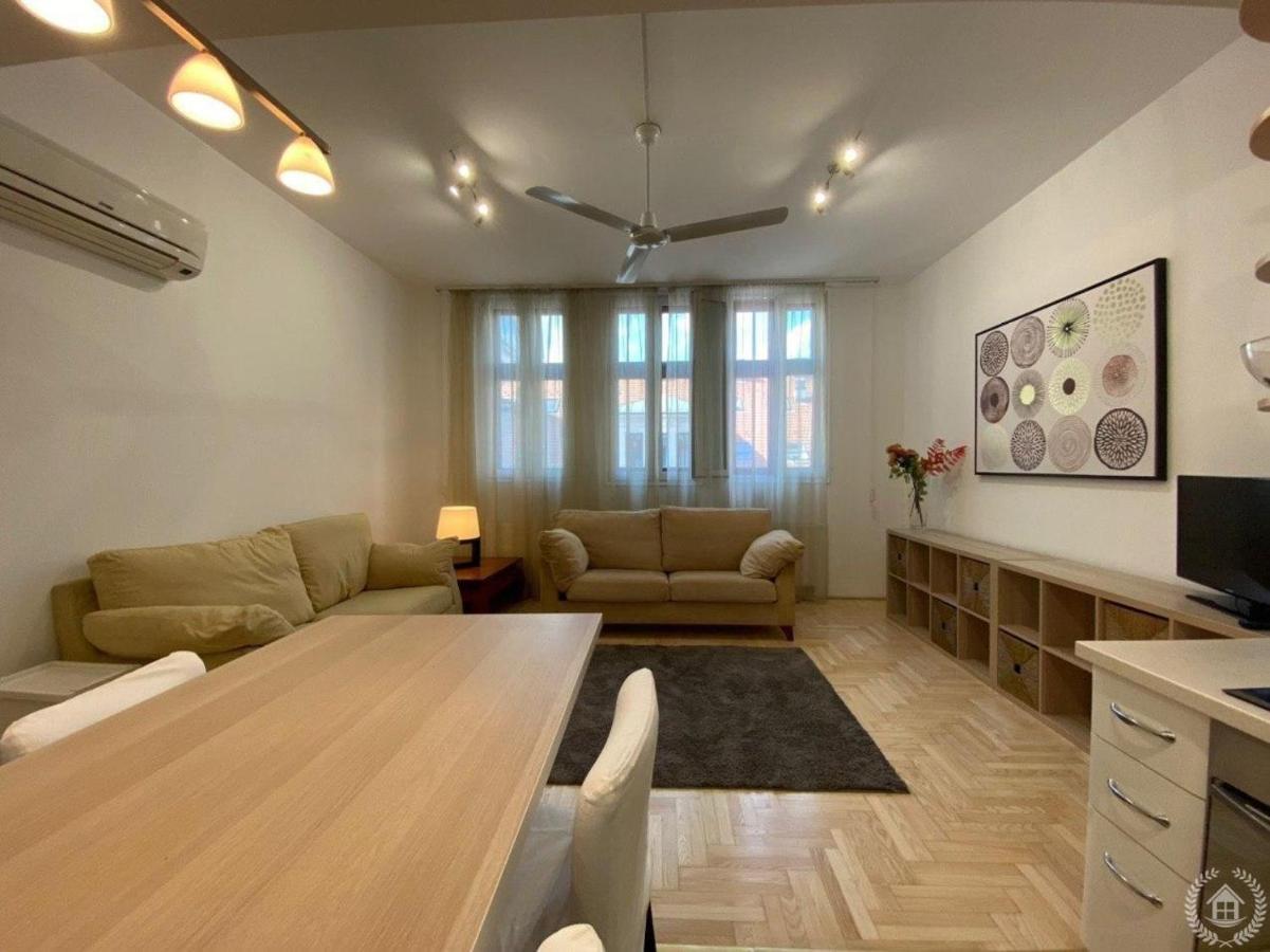 Downtown Gozsdu Vibe Ii Apartment Budapest