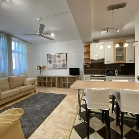 Downtown Gozsdu Vibe Apartment II Budapest Exterior photo